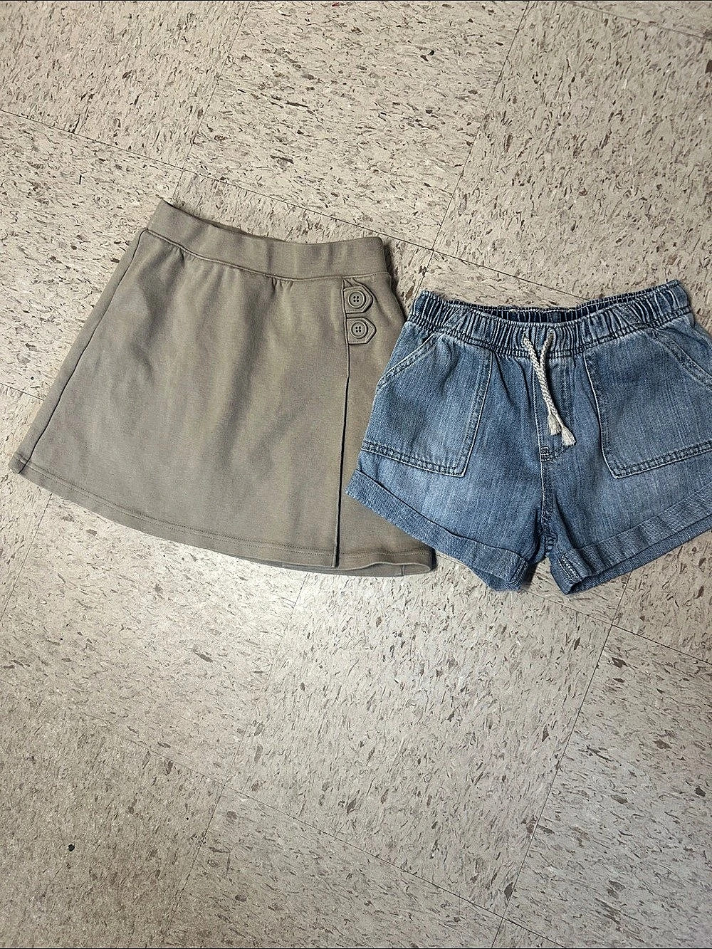 Cat & Jack Girls Skirt & Denim Shorts Size Medium
